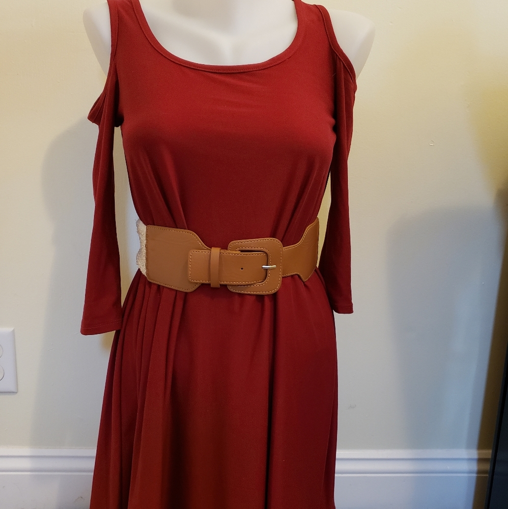 PLANET GOLD maroon dress